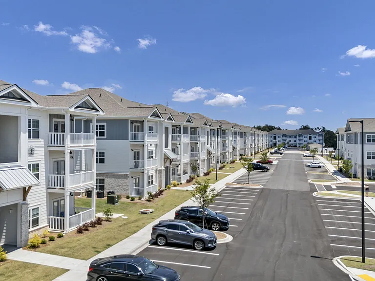 The Landings at Hard Scrabble — Photo 17