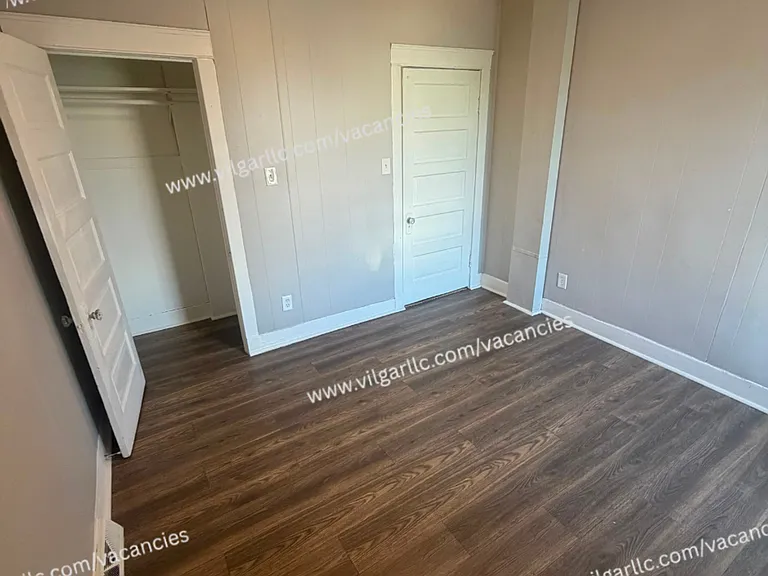 4715 Melville Ave — Photo 13