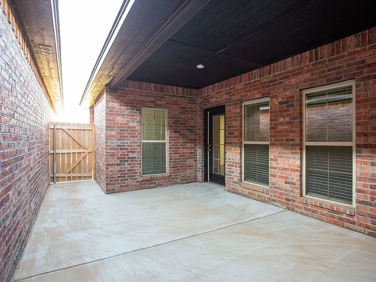 5614 Gonzaga Ln — Photo 23