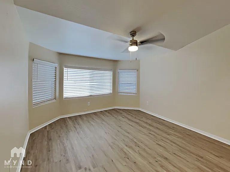 8520 W Palm Ln #1093 — Photo 7