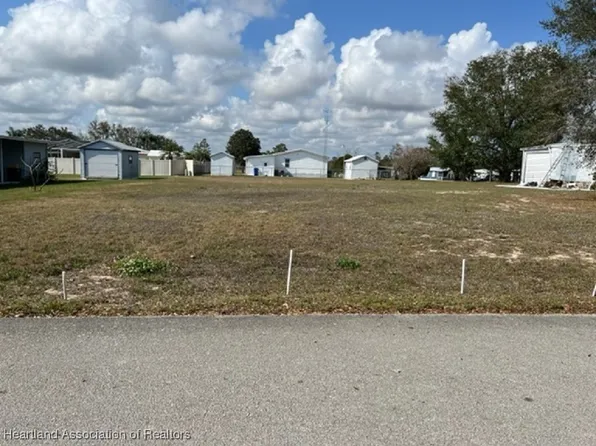 100 S Rally Rd, Avon Park, FL 33825
