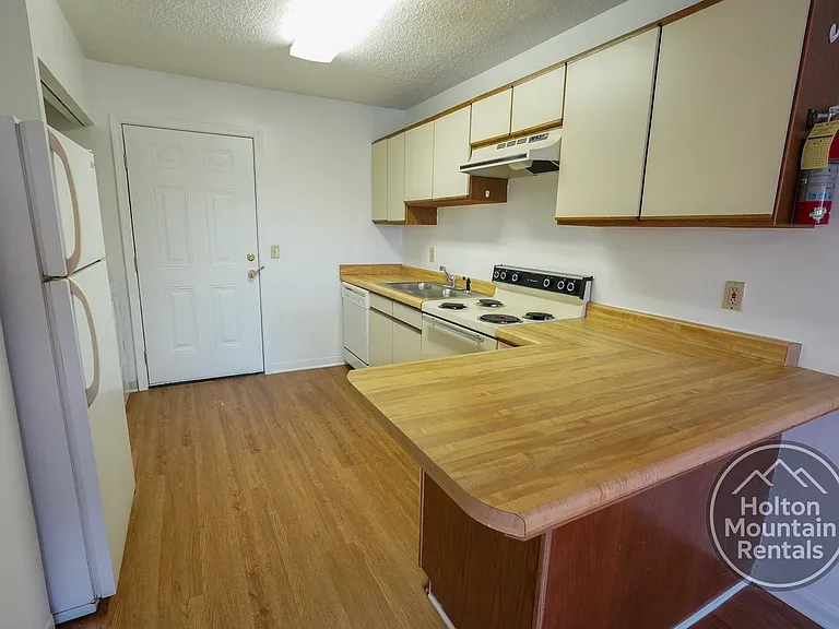 189 Eric Ln #A1 — Photo 8
