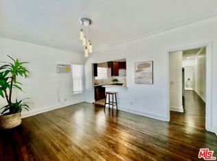 6081 Pickford Pl APT 1B, Los Angeles, CA 90035