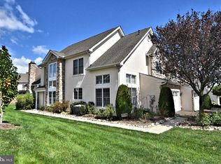 4 Brianna Rd, Holland, PA 18966