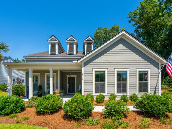2134 Saint Johns Woods Pkwy, Johns Island, SC 29455