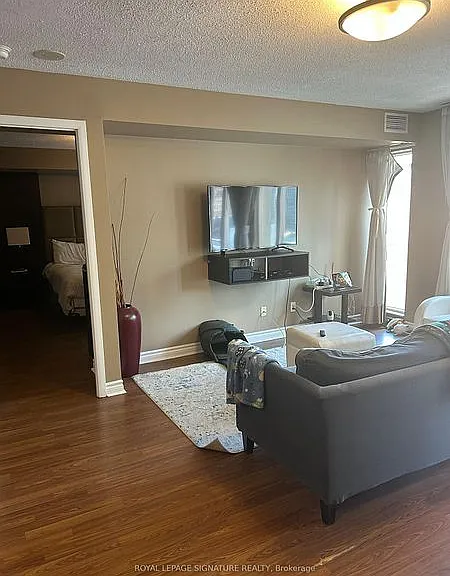 200 Victoria St #1518 — Photo 12