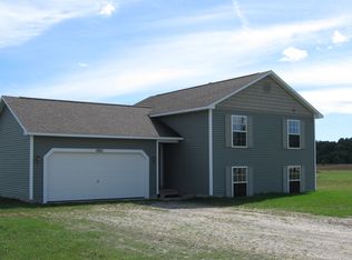 4801 Cedar Lake Rd, Traverse City, MI 49685