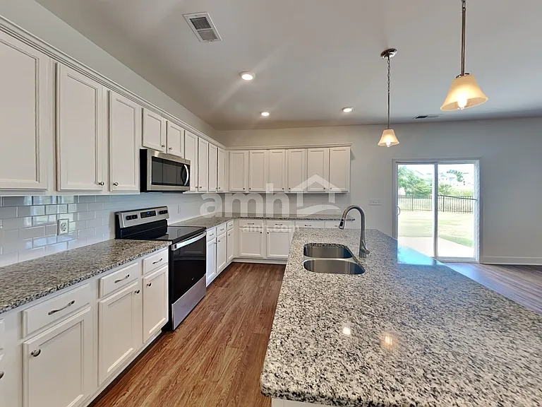 5601 Cuba Rd — Photo 4