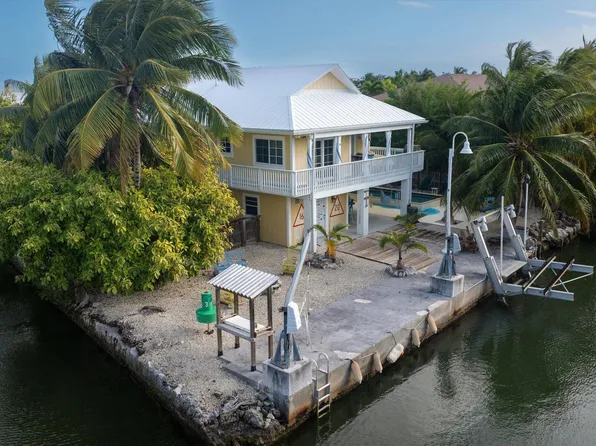 128 Le Grand Ln, Cudjoe Key, FL 33042
