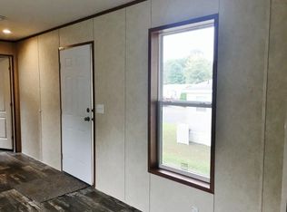 6 Mountain Scene Dr, Hereford, PA 18056