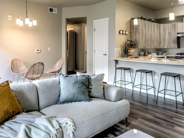 The Lakes at Eagle | 2411 E Riverside Dr, Eagle, ID