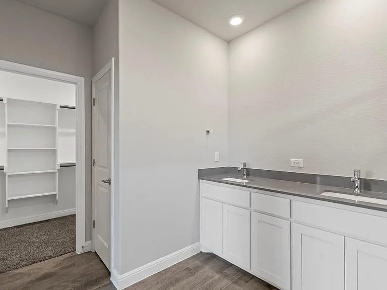 801 Chaplin Dr — Photo 27