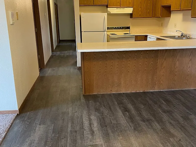 1703 University Dr SE #204 — Photo 13