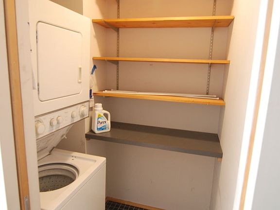 4th image of 19 Essex St
