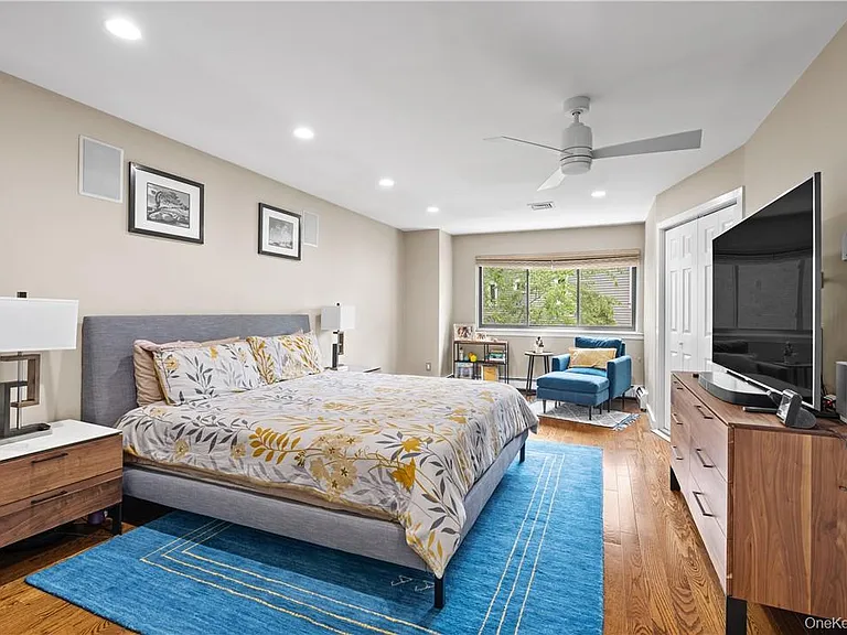 17 Top Of The Rdg — Photo 11