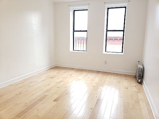 5th image of 201 W 105th St #6SE