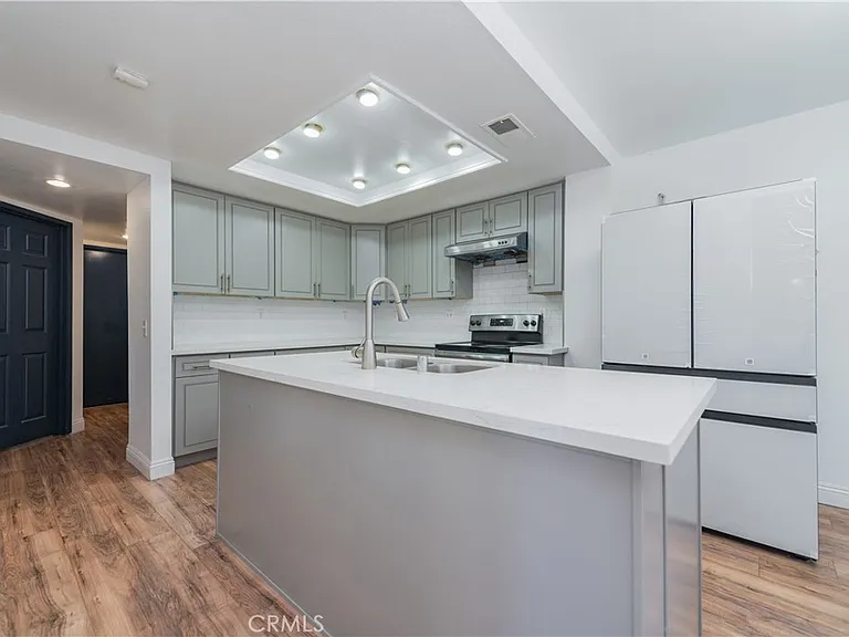 80 Stanford Ct #40 — Photo 11