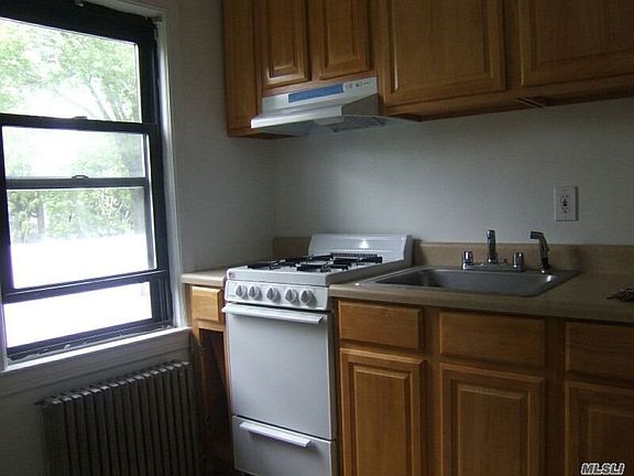 3rd image of 8335 Daniels St APT 2
