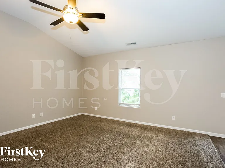 6129 Purbeck Way — Photo 3