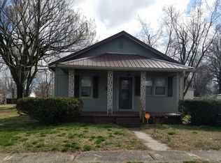 727 E Kathleen St, Sikeston, MO 63801
