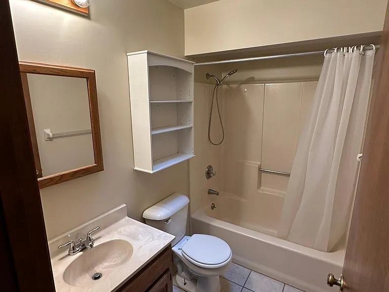 30 Lemoyne Ave #1 — Photo 9