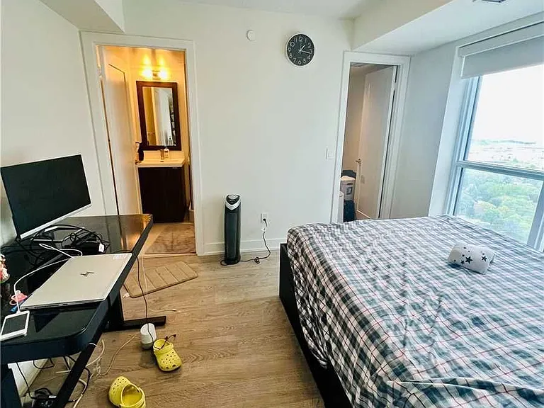 7 Mabelle Ave #2601 — Photo 2