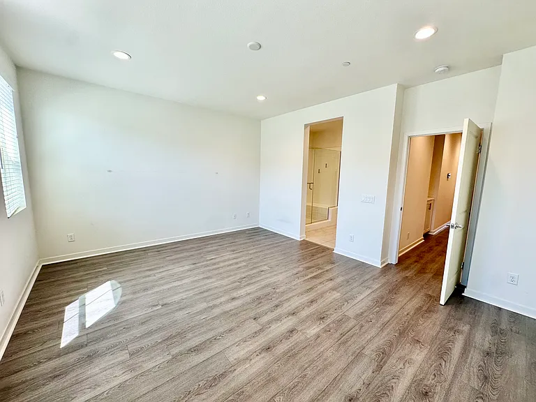 115 Red Brick Dr #3 — Photo 18