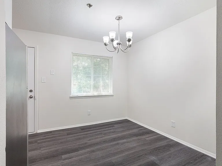 641 Powder Springs Smyrna LLC — Photo 25