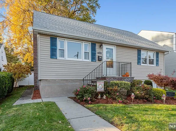447 S Elm St, Maywood, NJ 07607