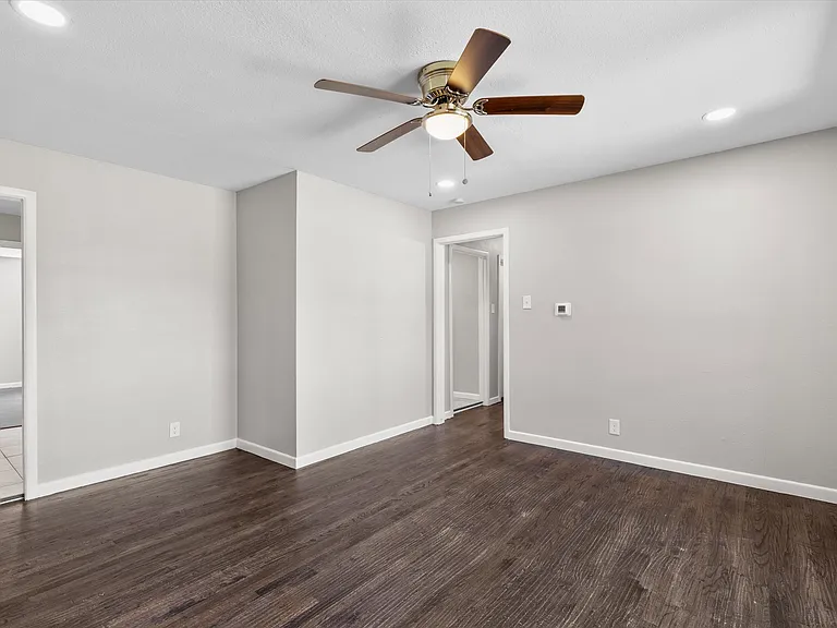 12030 Willowdell Dr — Photo 9