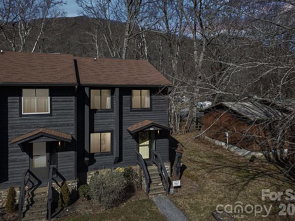 3rd image of 129 Riverside Villa Dr