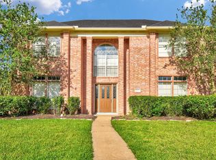 244 Plum Cir, Lake Jackson, TX 77566