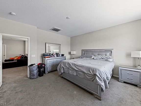 4th image of 9695 Canyon Landing Ave