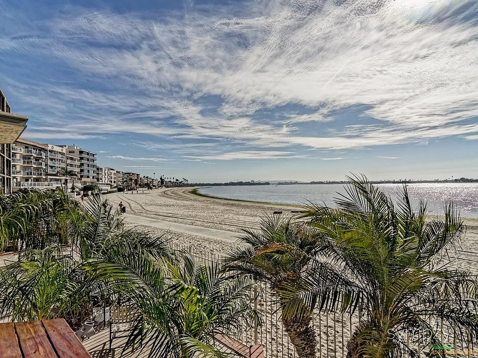 1st image of 3920 Riviera Dr Unit V