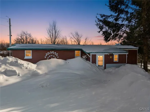 5306 Buyea Rd, Cazenovia, NY 13035