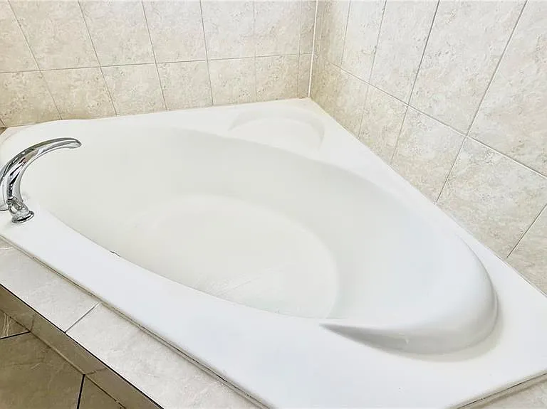51 Andora Ct — Photo 15