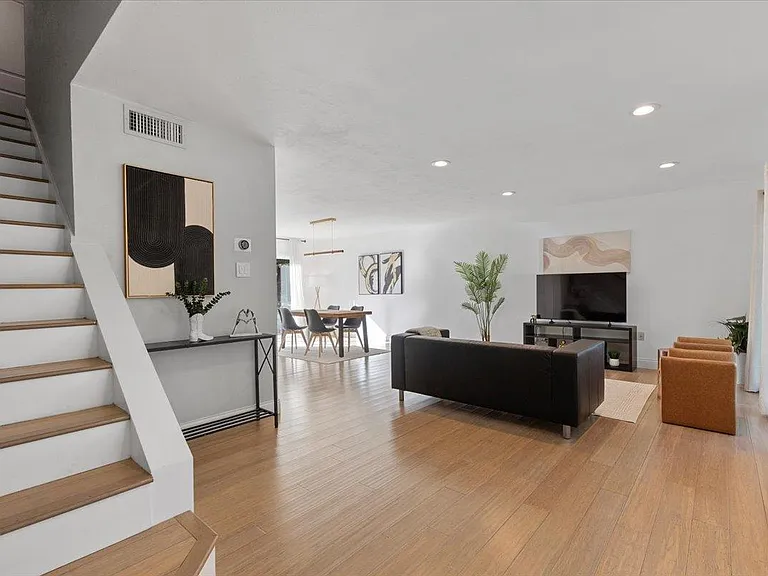 5313 Harvest Ln — Photo 7