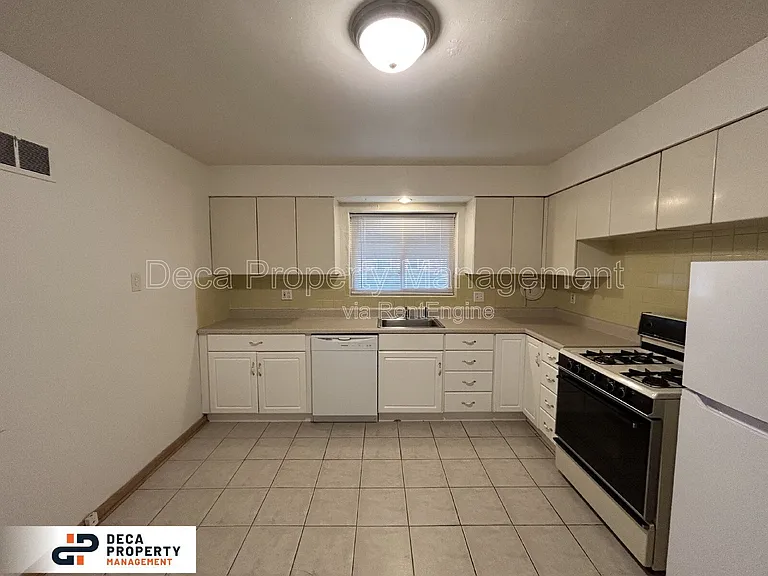 1131 Claytonia Ter — Photo 6