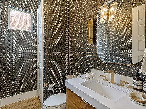 4th image of 7533 Garonne St