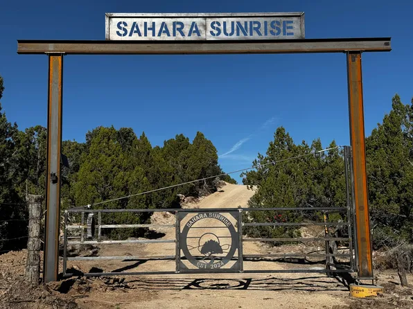 8966 W Maple Crest Ln S, Eureka, UT 84628