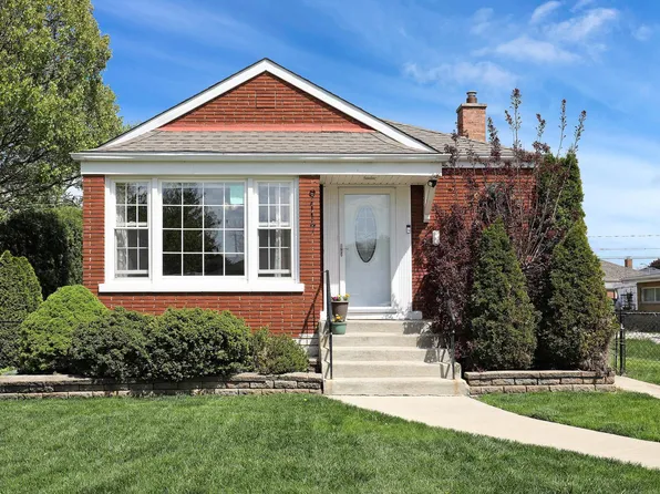 9117 S Richmond Ave, Evergreen Park, IL 60805