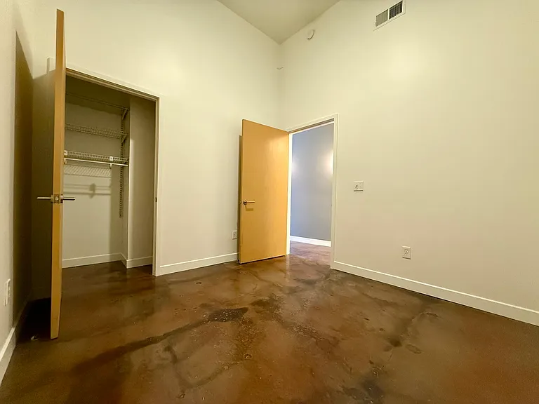 Central Park Lofts — Photo 56