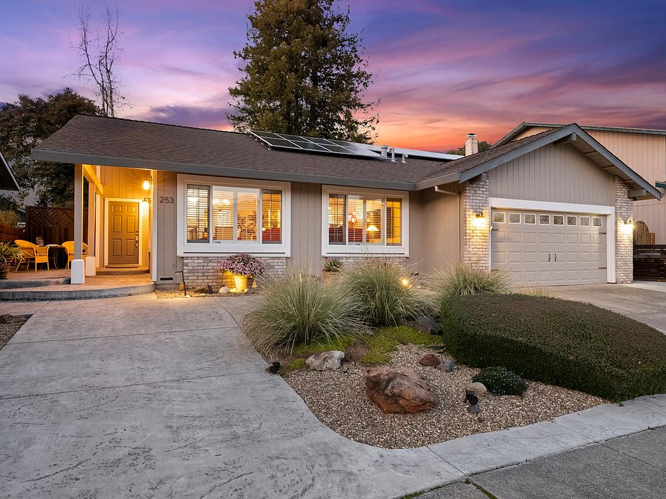 1st image of 253 Pina Ave