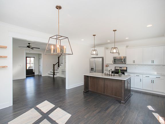 Kitchen & Dining Room