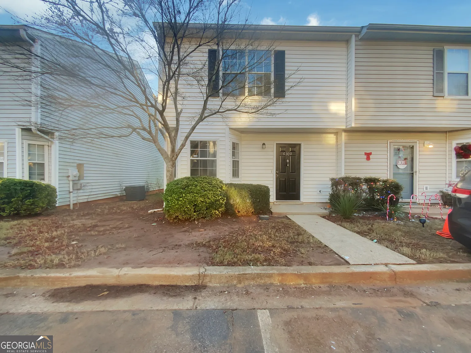 6309 Wedgeview Dr photo 1