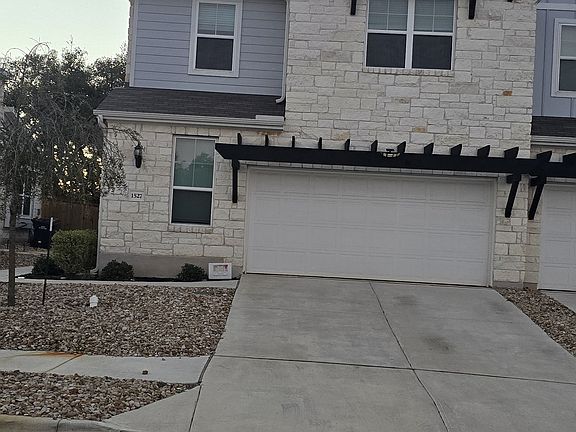 2nd image of 1527 Fenton Hill Dr