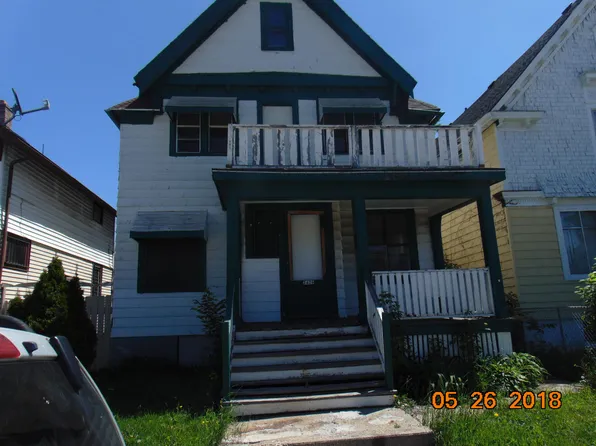 2426 N 27th St, Milwaukee, WI 53210