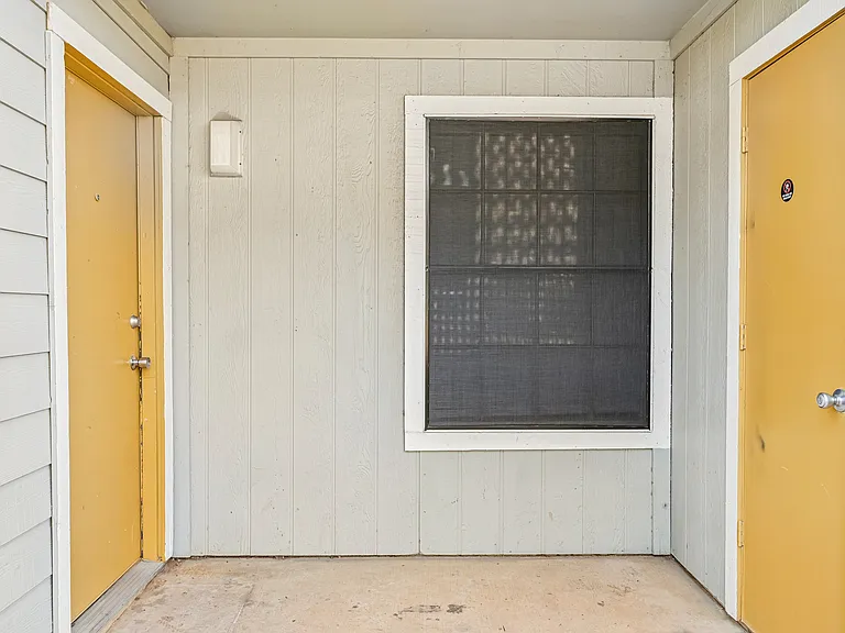 Chase — Photo 32