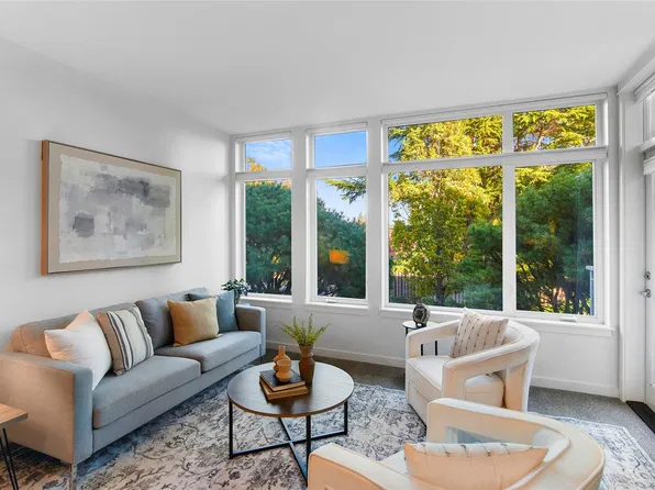 145 Ferncliff Avenue NE #D341, Bainbridge Island, WA 98110