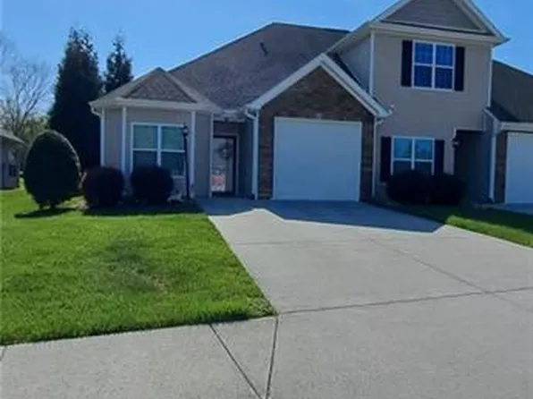 2182 Shady Stone Dr, Winston Salem, NC 27127